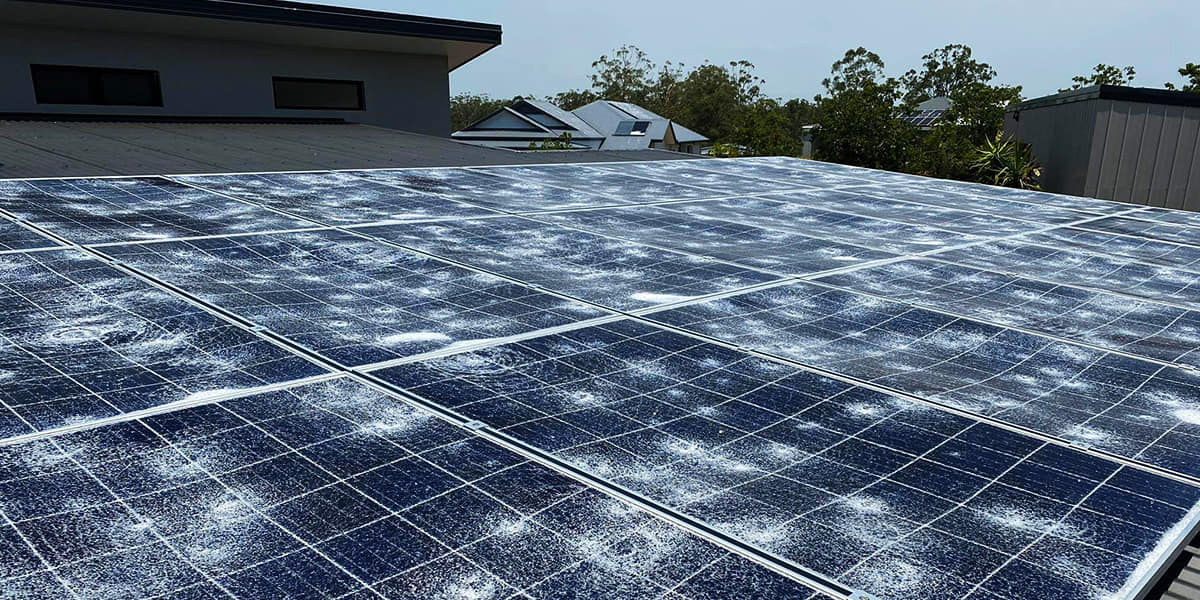 Garantía contra el Granizo para Paneles Solares: Qué Es y Por Qué La Necesitas